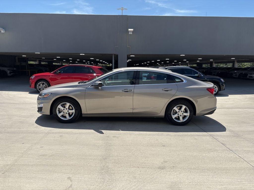 used 2024 Chevrolet Malibu car, priced at $19,291