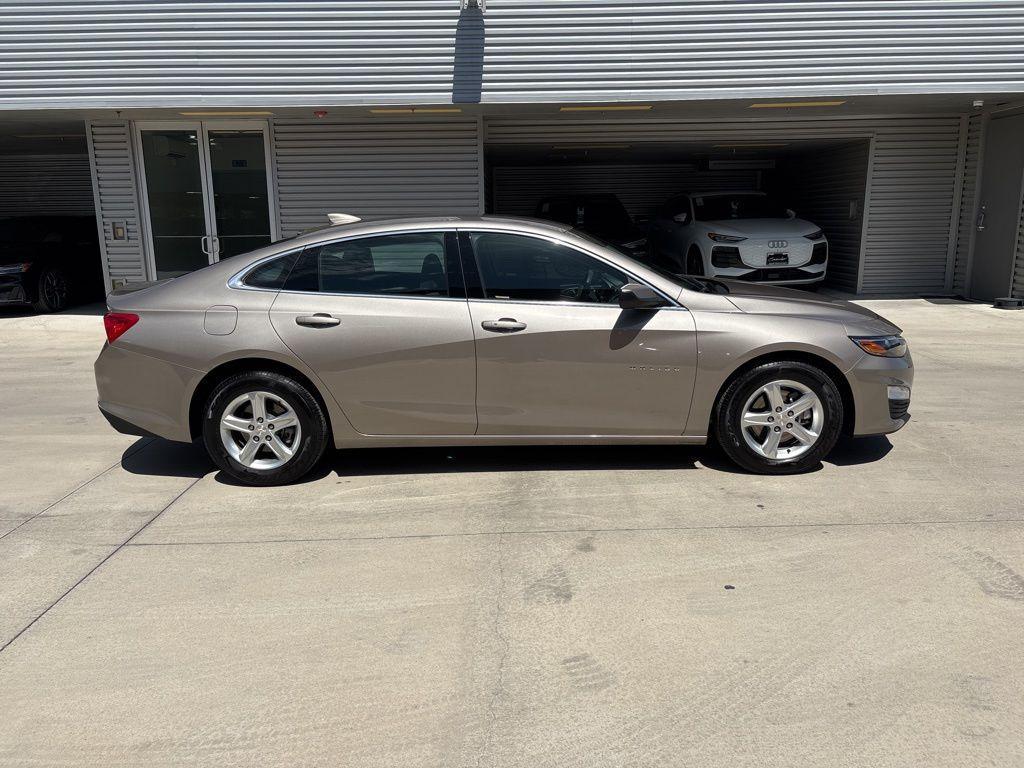 used 2024 Chevrolet Malibu car, priced at $19,291
