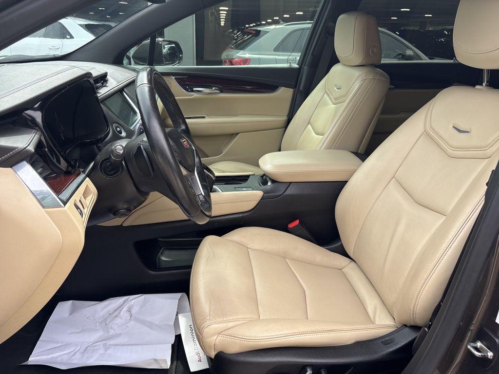 used 2019 Cadillac XT5 car, priced at $18,991