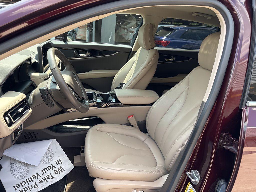 used 2023 Lincoln Nautilus car, priced at $33,491