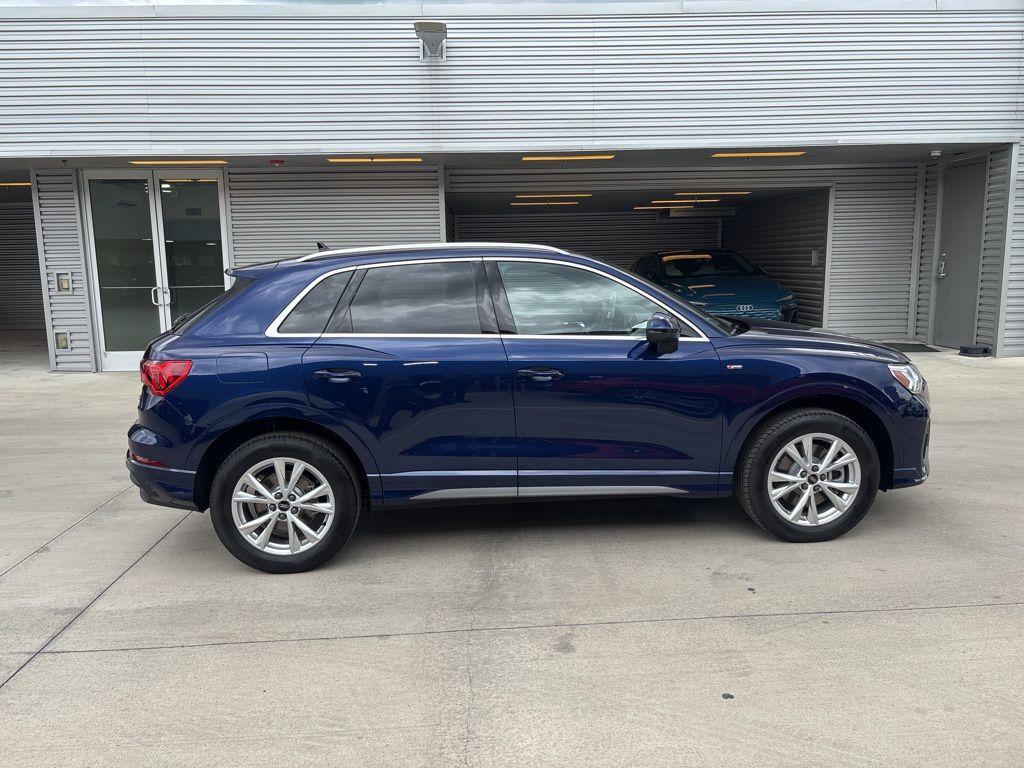 new 2025 Audi Q3 car, priced at $39,044