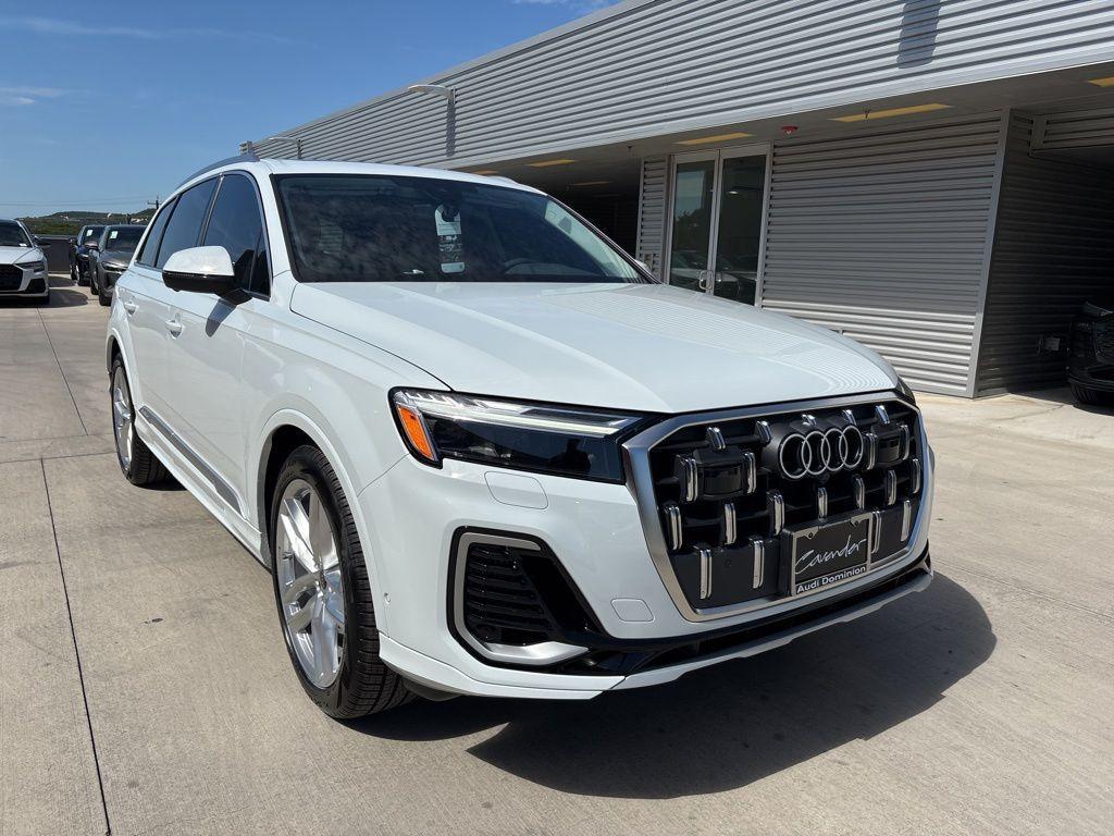 new 2025 Audi Q7 car, priced at $64,910