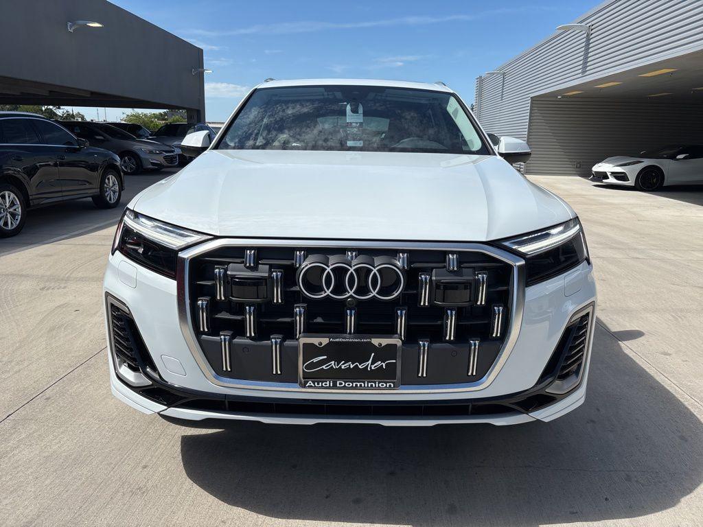 new 2025 Audi Q7 car, priced at $64,910