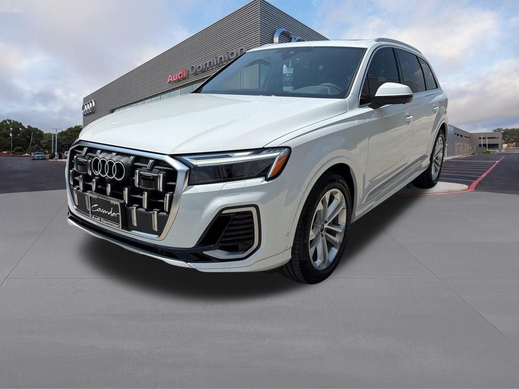 new 2025 Audi Q7 car, priced at $63,706