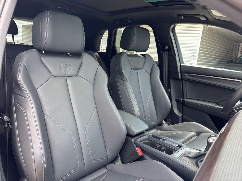 used 2025 Audi Q3 car, priced at $35,992