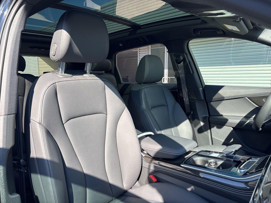 used 2025 Audi Q7 car, priced at $60,991
