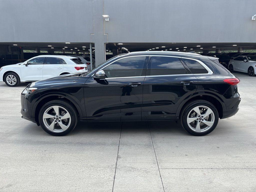 new 2025 Audi Q5 car, priced at $59,768