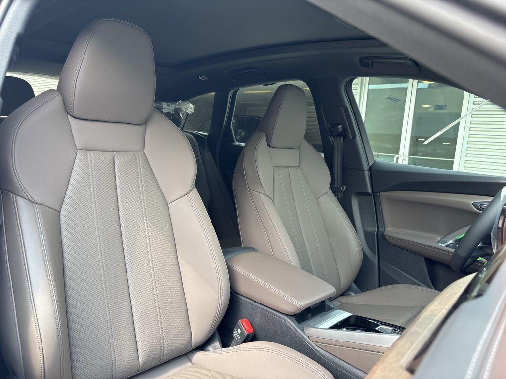 new 2025 Audi Q5 car, priced at $59,768