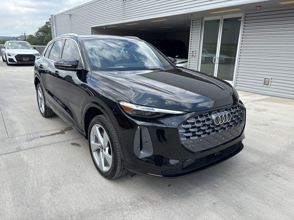 new 2025 Audi Q5 car, priced at $59,768