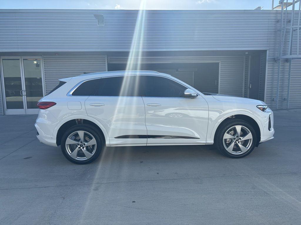 new 2025 Audi Q5 car, priced at $56,456
