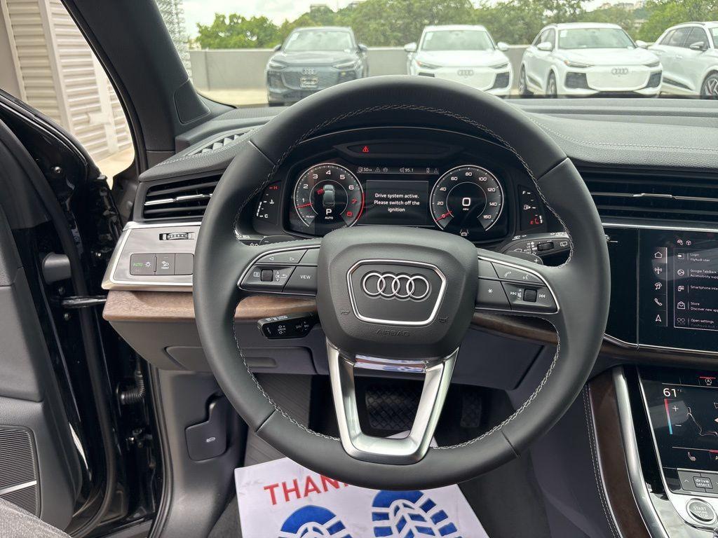 new 2025 Audi Q7 car, priced at $63,405