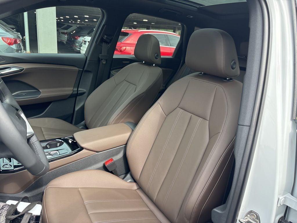 new 2025 Audi Q6 e-tron car, priced at $57,717