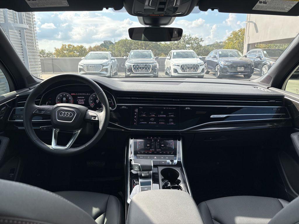 used 2025 Audi Q7 car, priced at $59,991