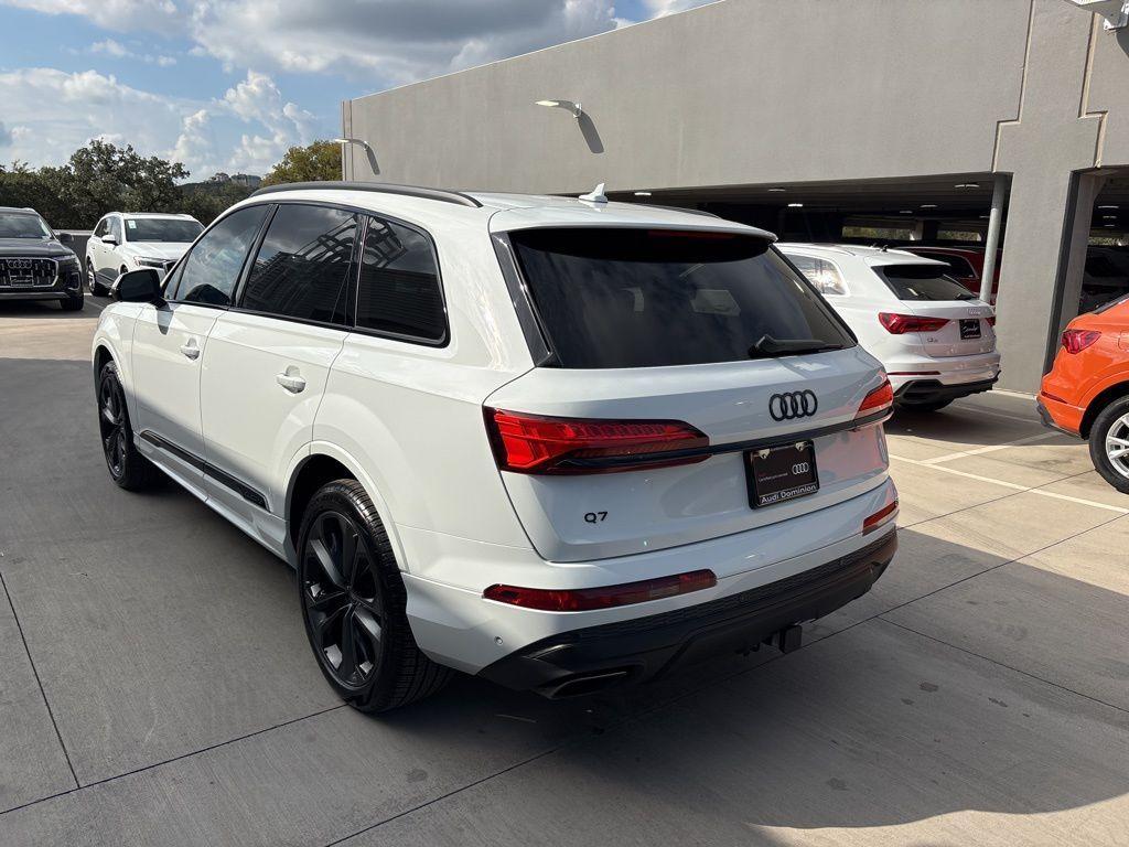 used 2025 Audi Q7 car, priced at $59,991