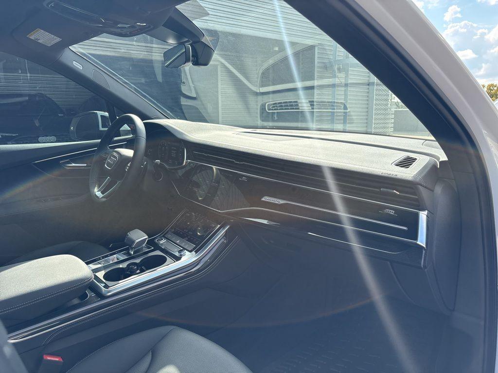 used 2025 Audi Q7 car, priced at $59,991