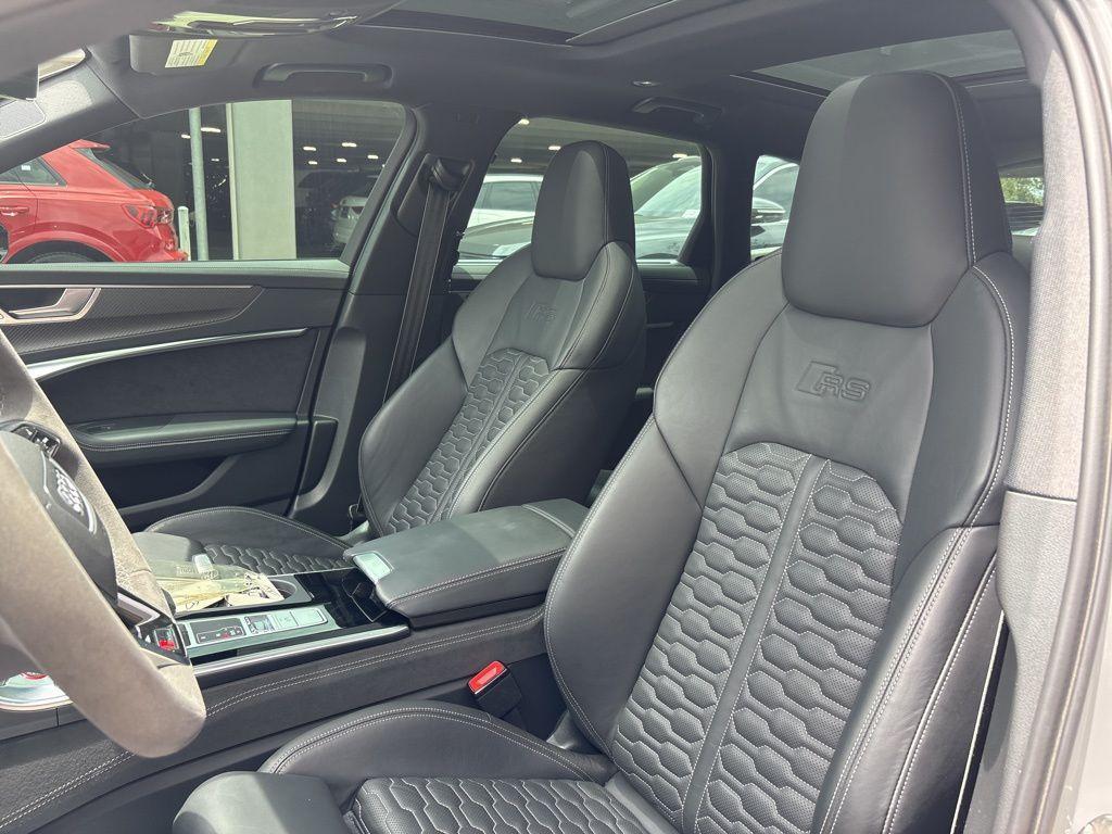 used 2022 Audi RS 6 Avant car, priced at $112,991