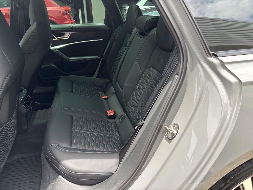 used 2022 Audi RS 6 Avant car, priced at $112,991