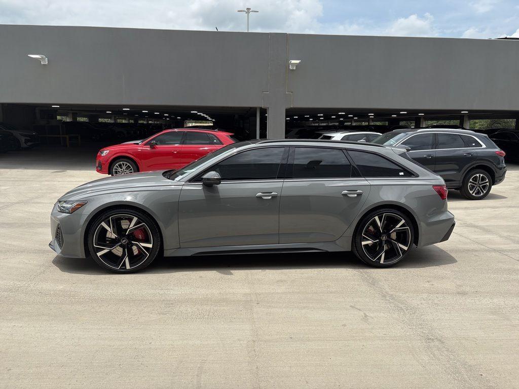 used 2022 Audi RS 6 Avant car, priced at $112,991