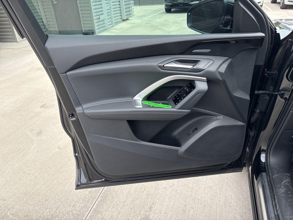 new 2025 Audi Q5 car, priced at $59,768
