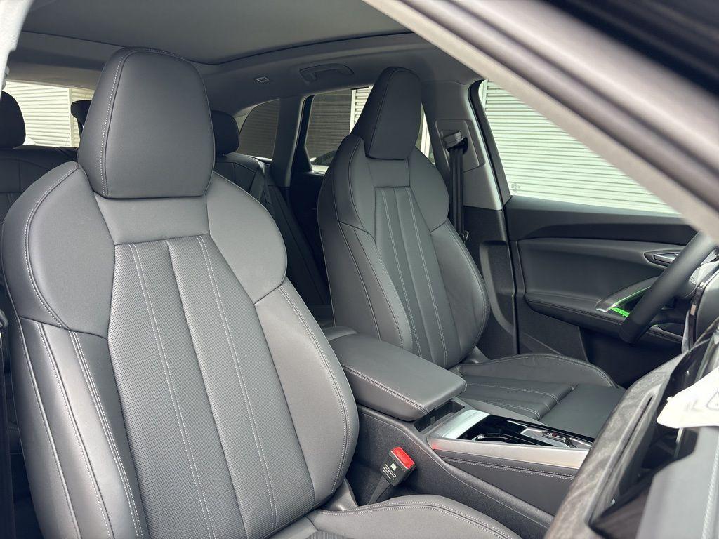 new 2025 Audi Q5 car, priced at $59,768