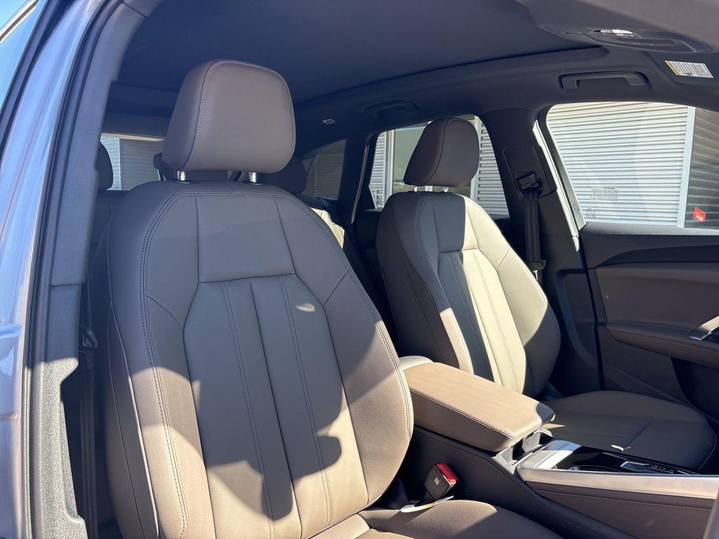 new 2025 Audi Q5 car, priced at $60,350