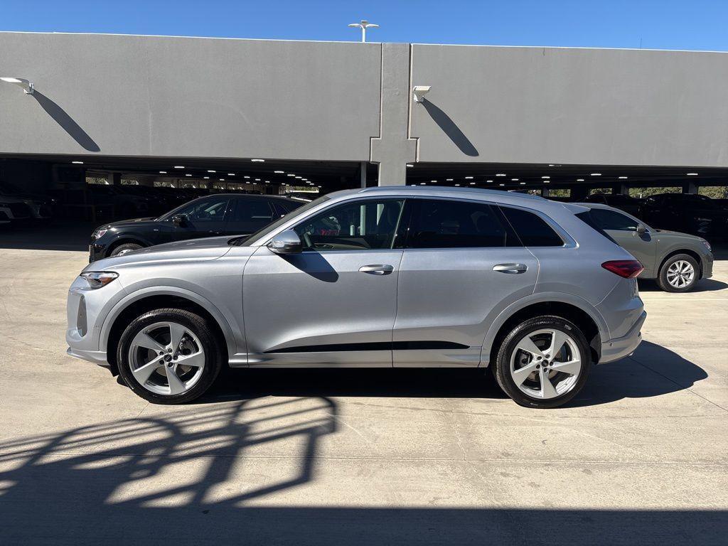 new 2025 Audi Q5 car, priced at $60,350