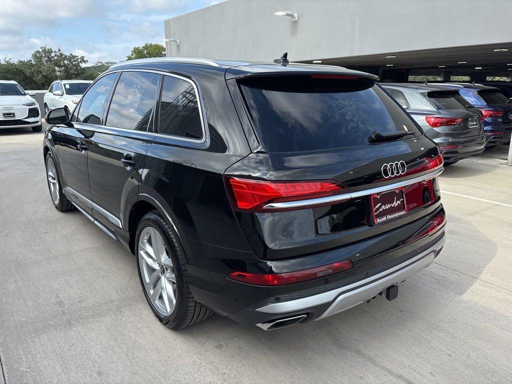 new 2025 Audi Q7 car, priced at $64,480