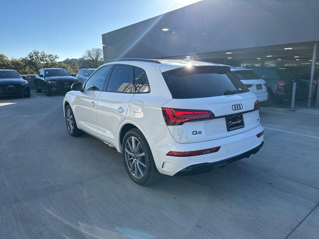 new 2025 Audi Q5 car, priced at $62,253