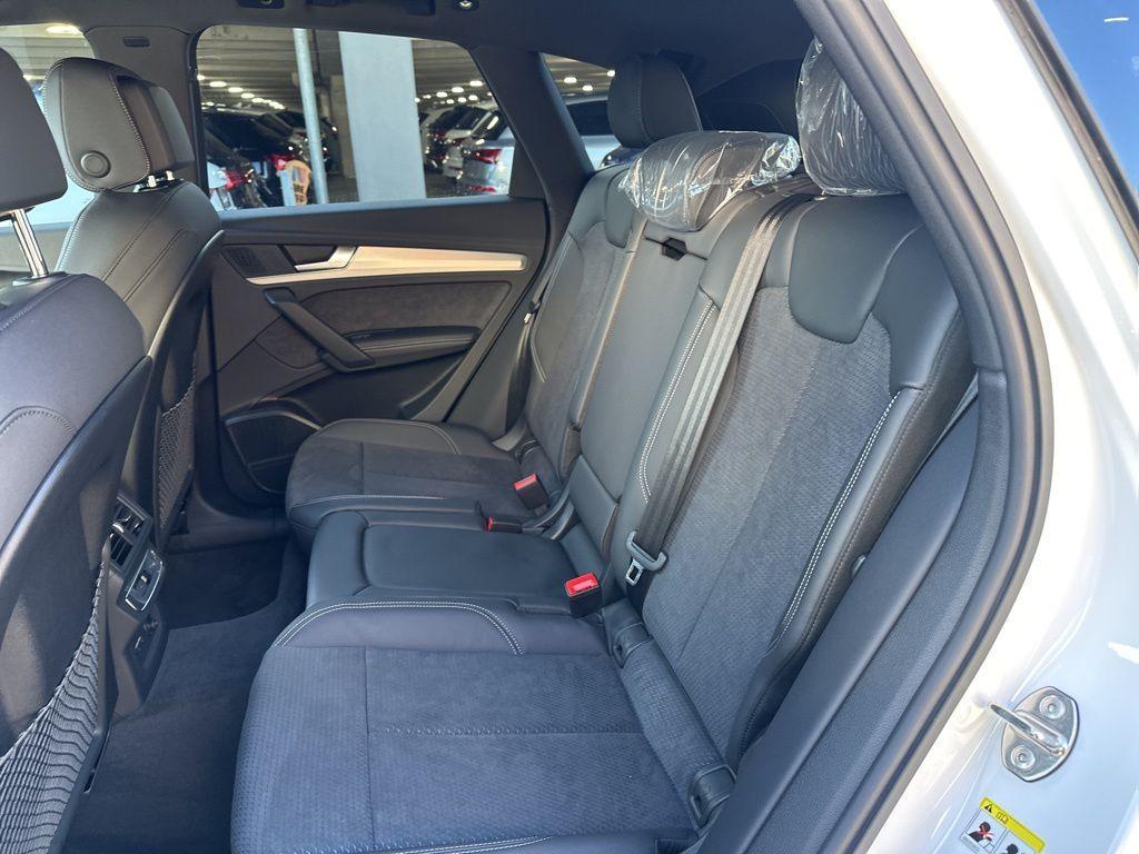 new 2025 Audi Q5 car, priced at $62,253