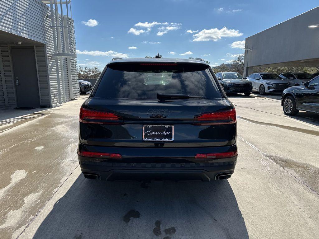 new 2025 Audi Q7 car, priced at $77,835