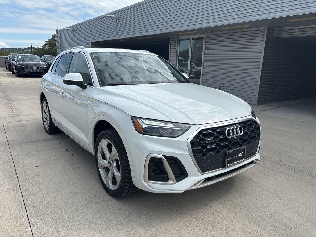 used 2025 Audi Q5 car, priced at $45,492