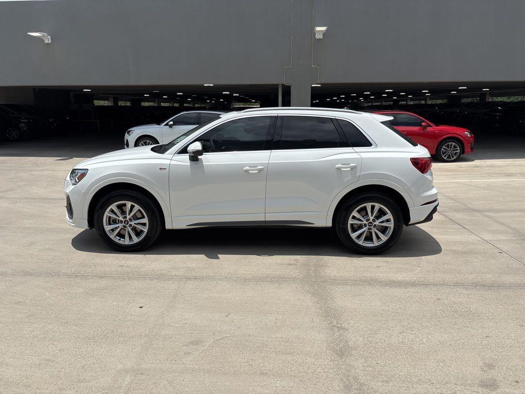 new 2025 Audi Q3 car, priced at $38,923