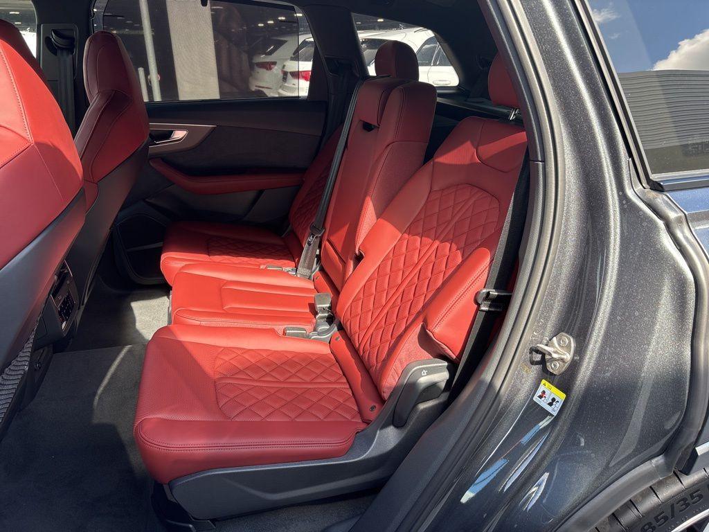 new 2025 Audi SQ7 car, priced at $108,795