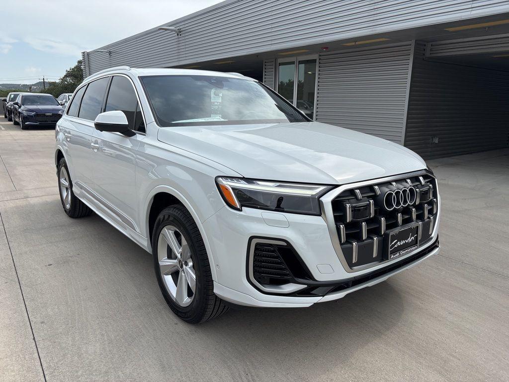 new 2025 Audi Q7 car, priced at $59,013