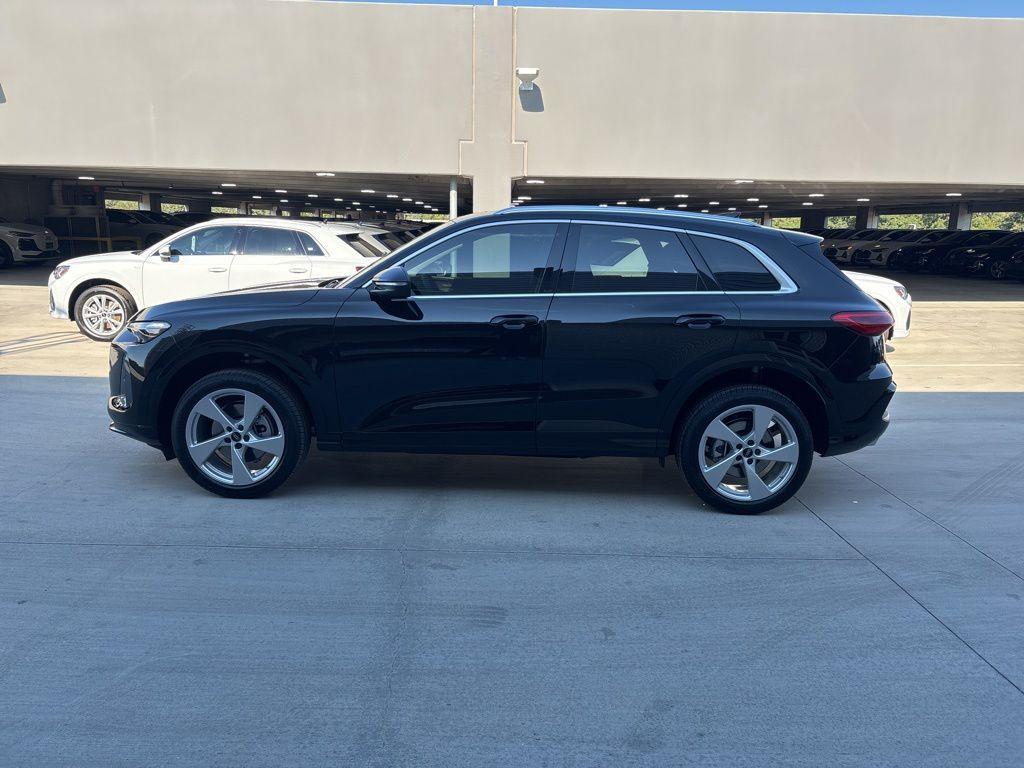 new 2025 Audi Q5 car, priced at $61,950