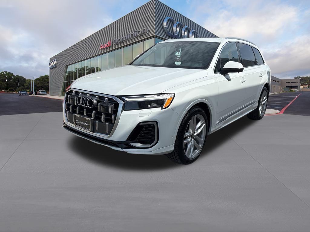 new 2025 Audi Q7 car, priced at $64,361