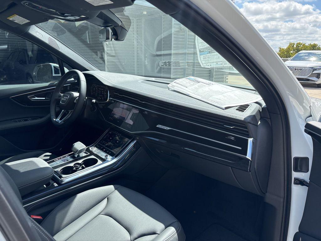 new 2026 Audi Q7 car, priced at $76,445