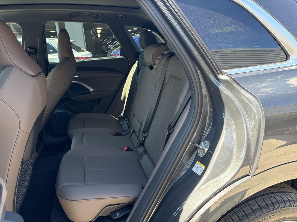 new 2025 Audi Q5 car, priced at $61,950