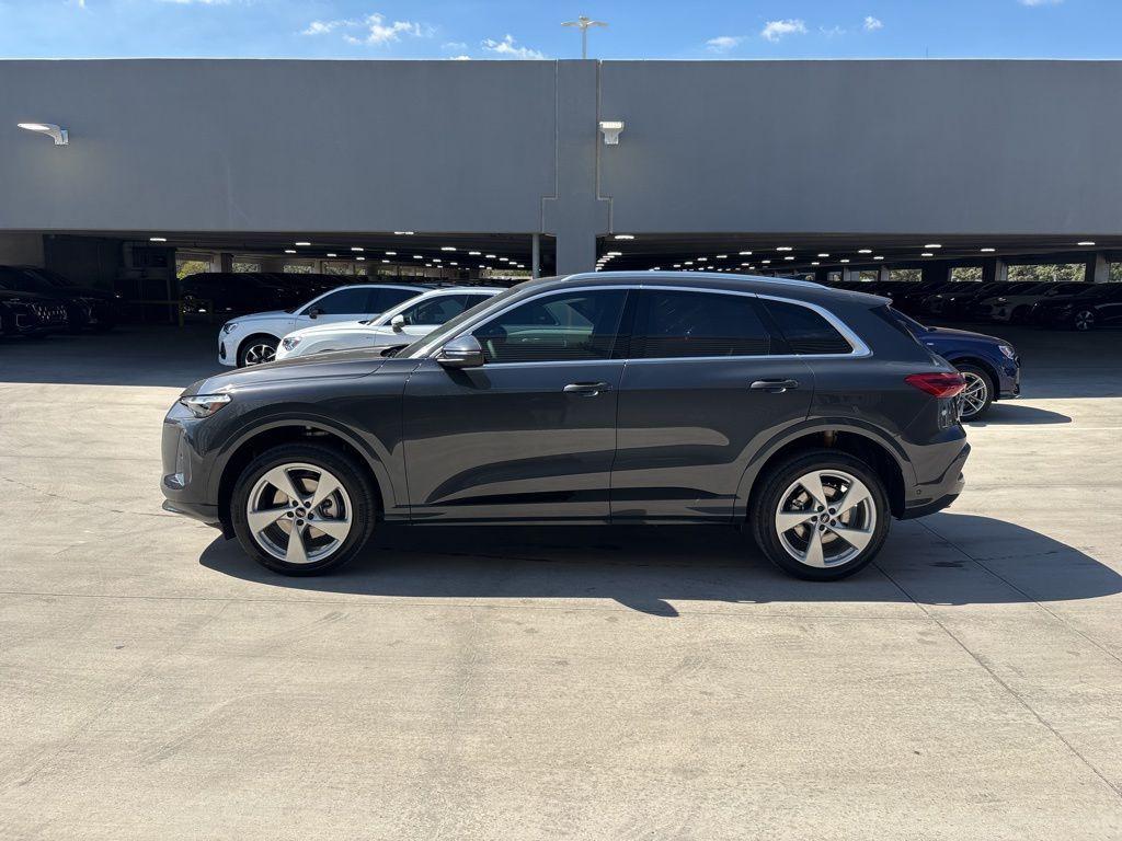 new 2025 Audi Q5 car, priced at $61,950