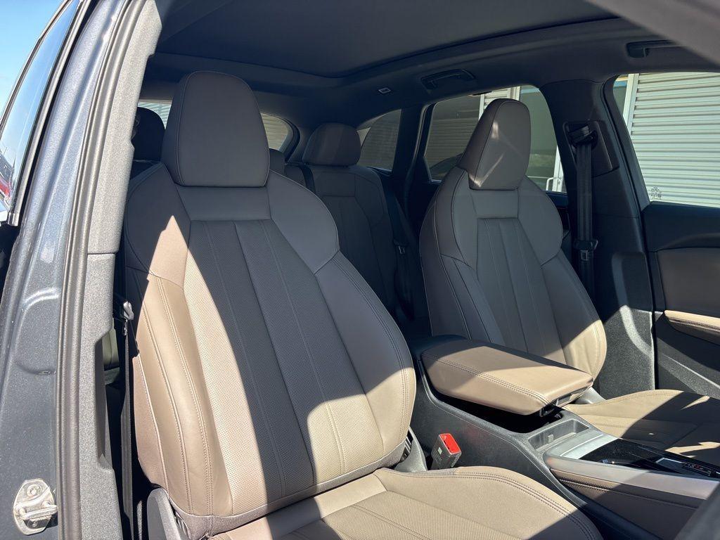 new 2025 Audi Q5 car, priced at $61,950