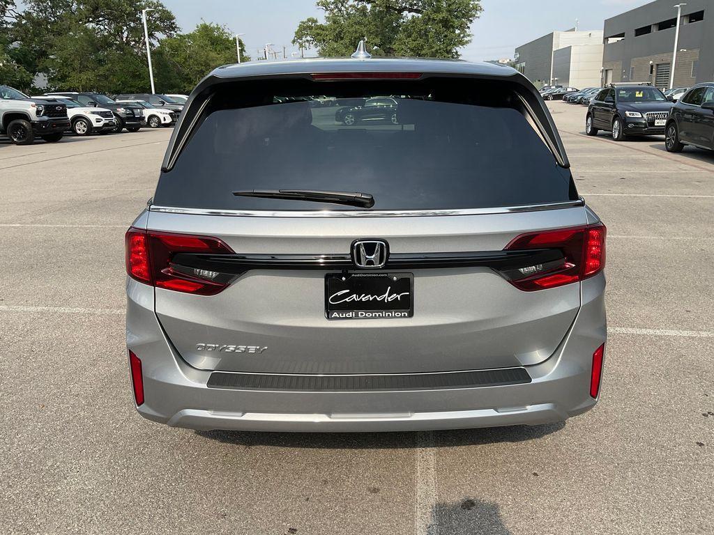 used 2025 Honda Odyssey car, priced at $41,892