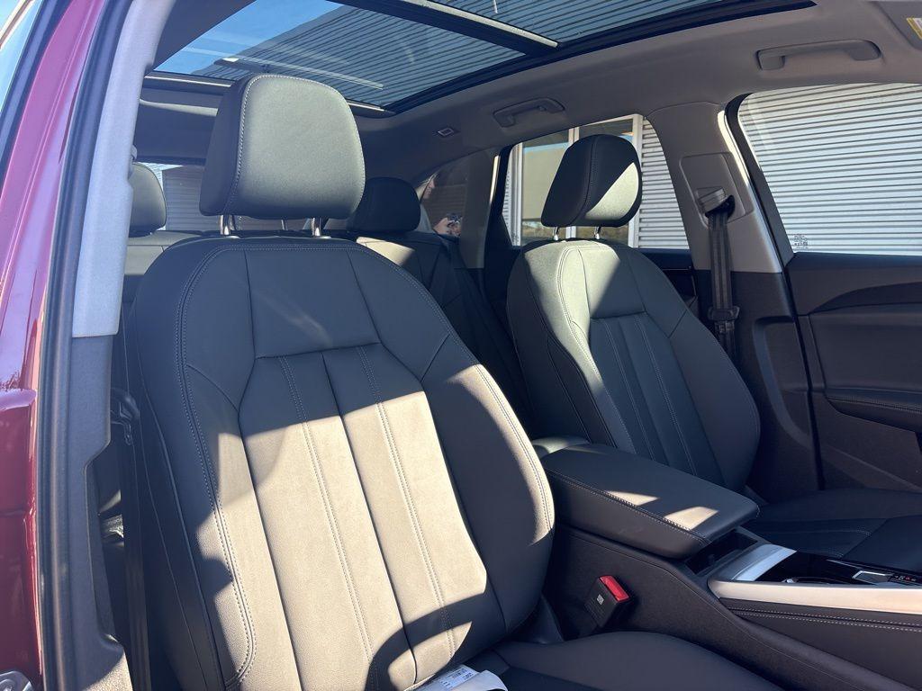 new 2025 Audi Q5 car, priced at $59,550