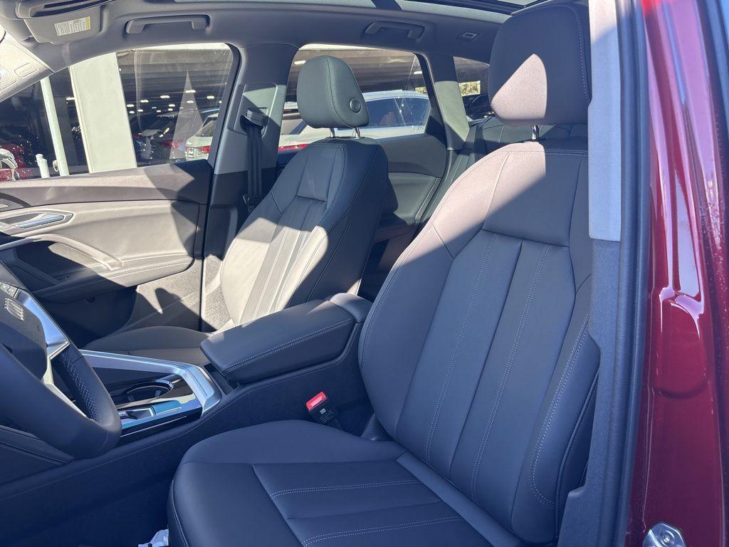 new 2025 Audi Q5 car, priced at $59,550