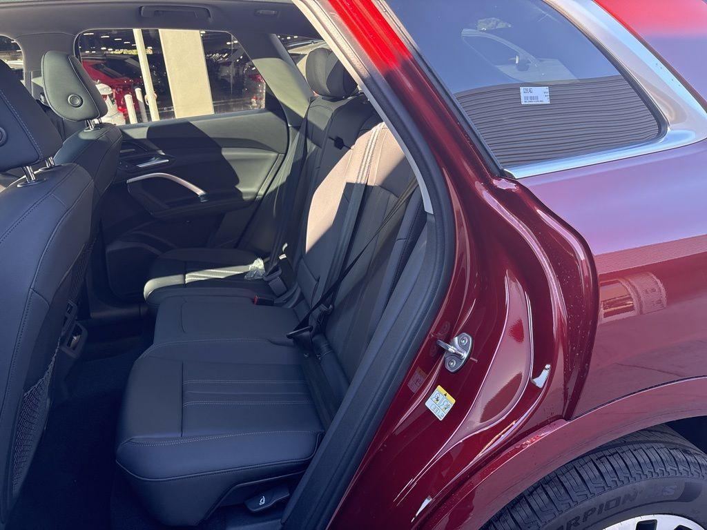 new 2025 Audi Q5 car, priced at $59,550