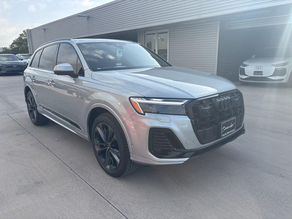new 2025 Audi Q7 car, priced at $63,487