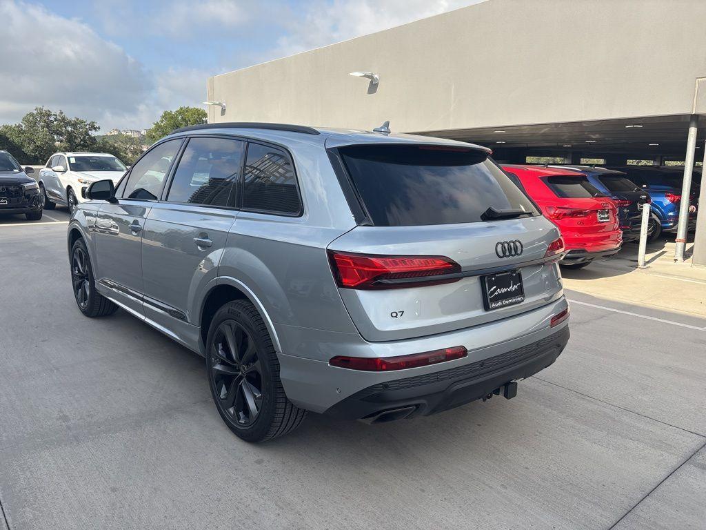 new 2025 Audi Q7 car, priced at $63,487