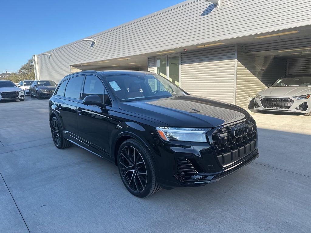 new 2025 Audi Q7 car, priced at $77,835