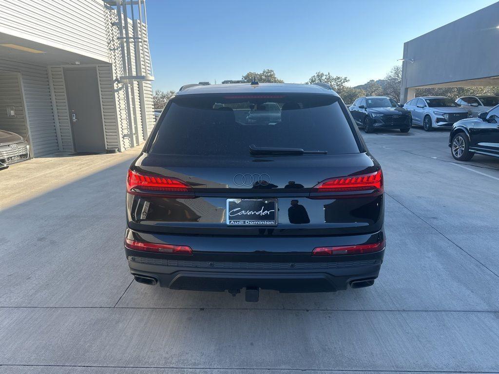 new 2025 Audi Q7 car, priced at $77,835