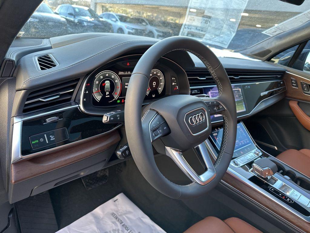 new 2025 Audi Q7 car, priced at $77,835