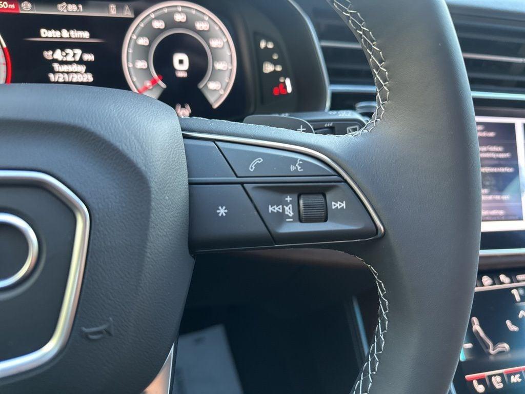 new 2025 Audi Q7 car, priced at $77,835